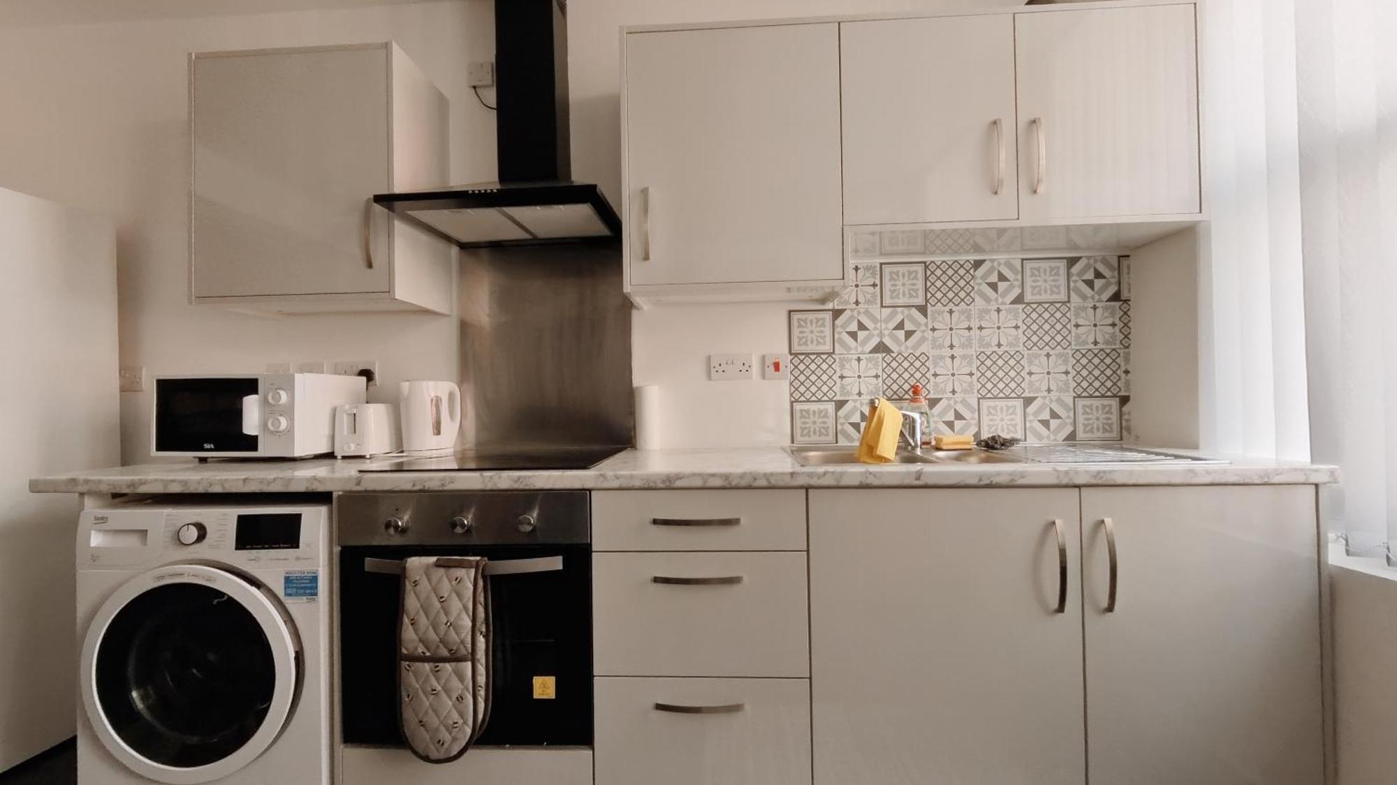 Apartamento Spacious 3br Flat For Groups Visiting With Keyless Check-in, Free Wifi And Parking Birmingham